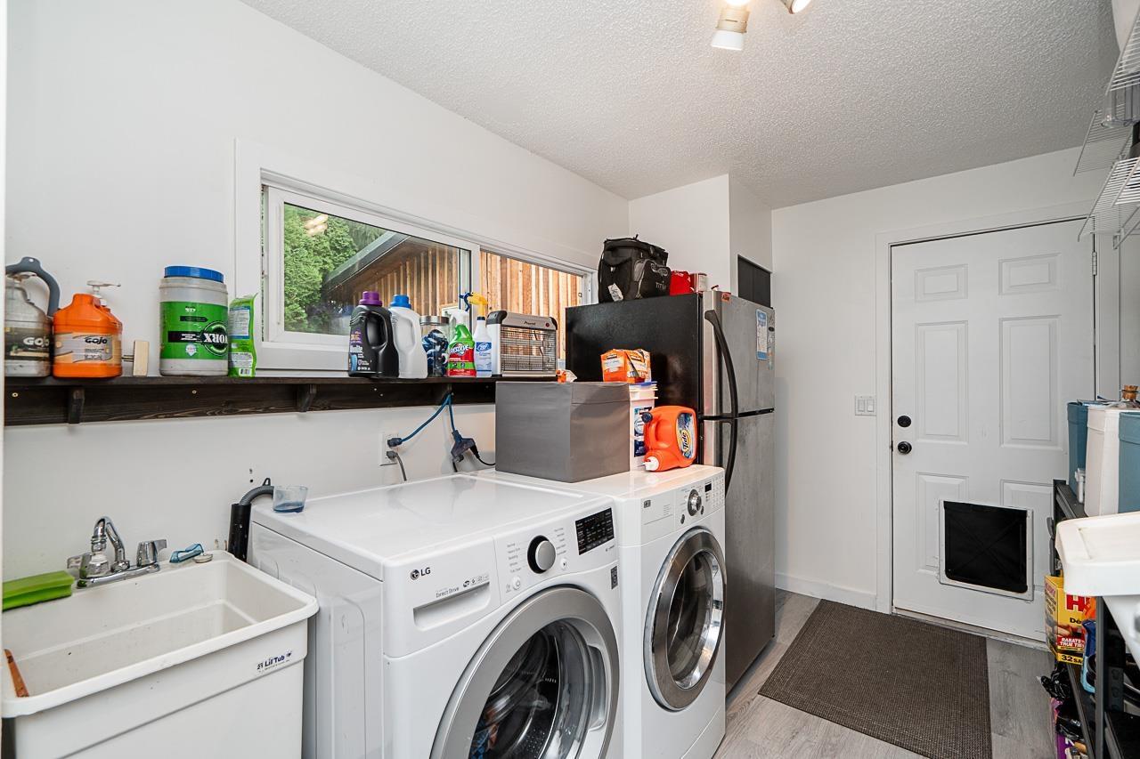 3742 204 Street, Langley, British Columbia  V3A 1X4 - Photo 15 - R3092011