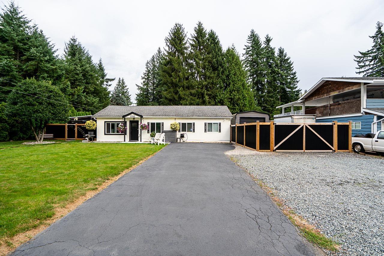 3742 204 Street, Langley, British Columbia  V3A 1X4 - Photo 39 - R3092011