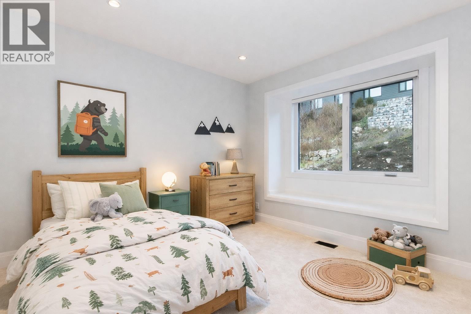 2237 Windsail Place, Squamish, British Columbia  V8B 0T6 - Photo 16 - R3080598