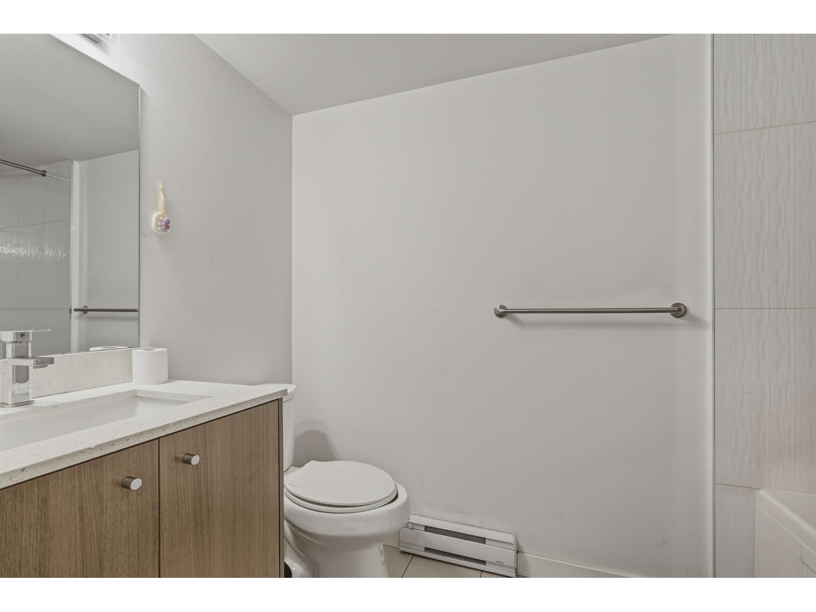 313 10688 140 Street, Surrey, British Columbia  V3T 0M6 - Photo 11 - R3092281