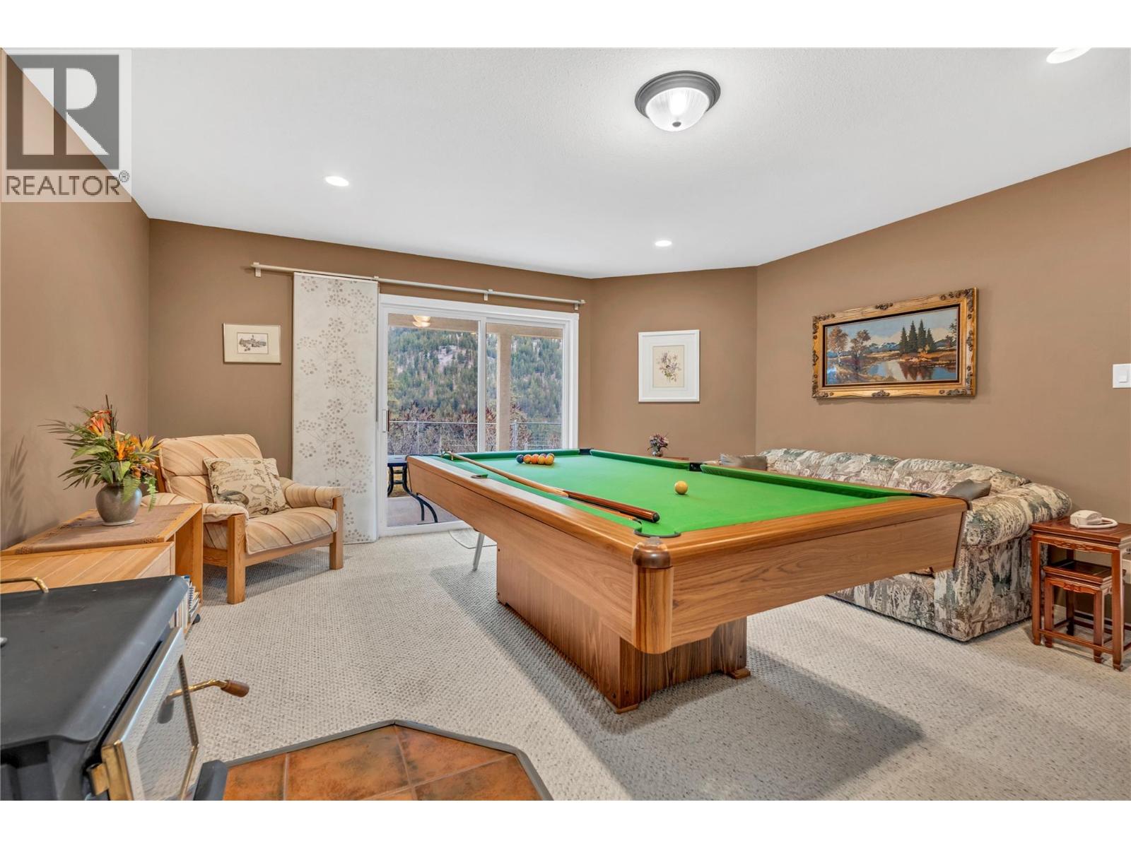 22577 Garnet Valley Road Summerland Photo 8