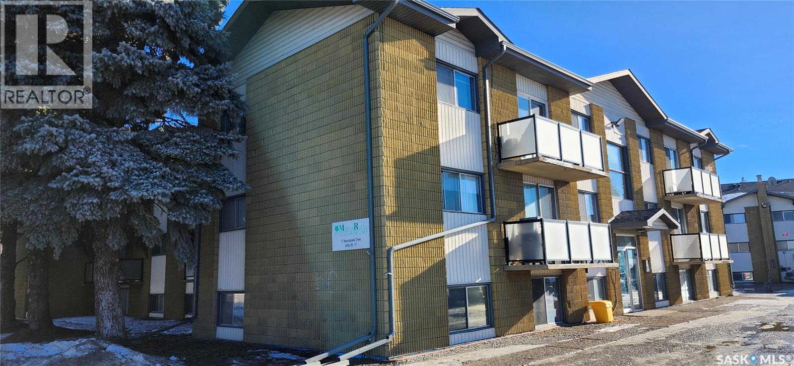 34 15 Assiniboine Drive, Saskatoon, Saskatchewan  S7K 1G7 - Photo 2 - SK029024