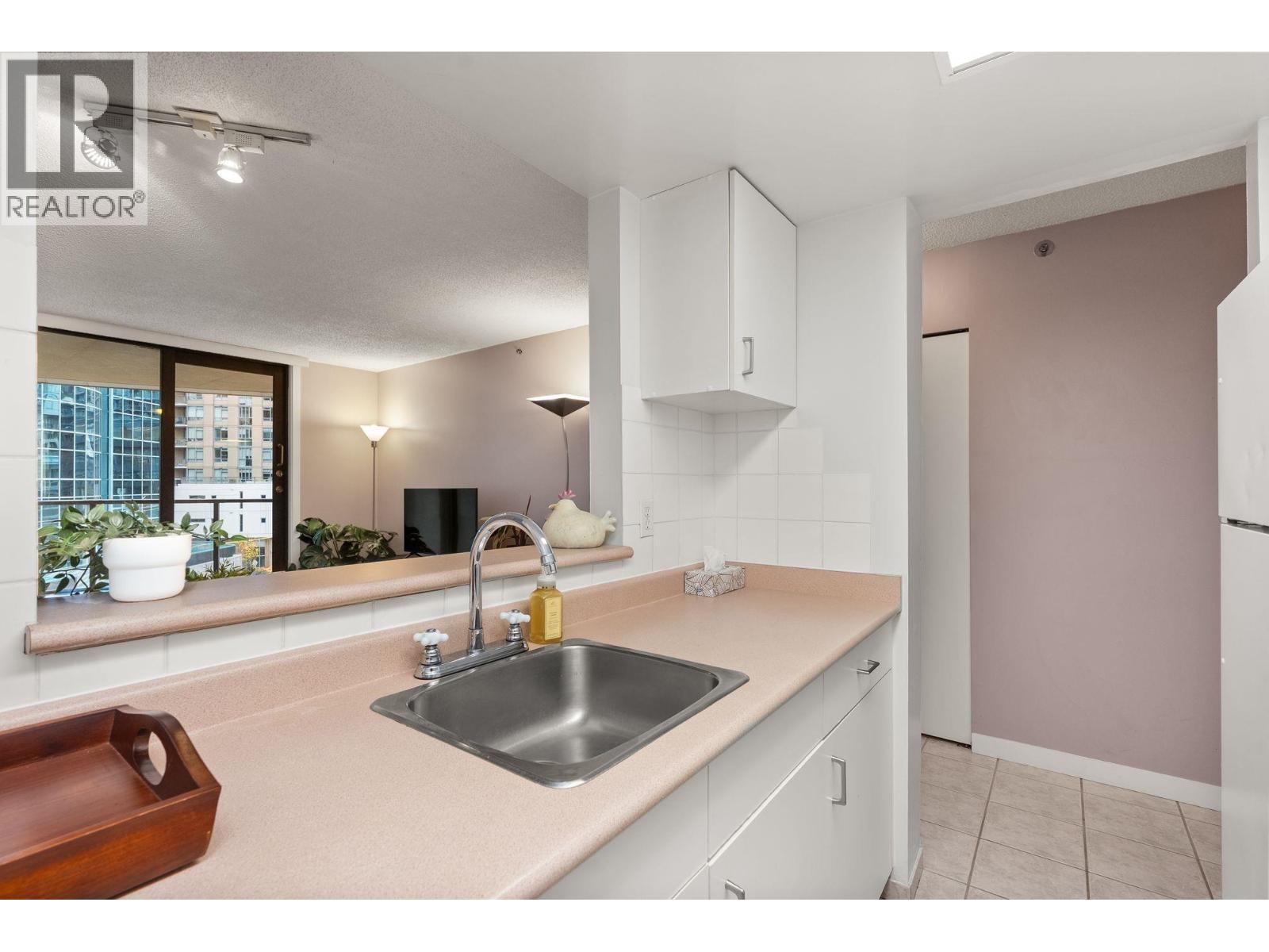 504 789 Drake Street, Vancouver, British Columbia  V6Z 2N7 - Photo 9 - R3092701