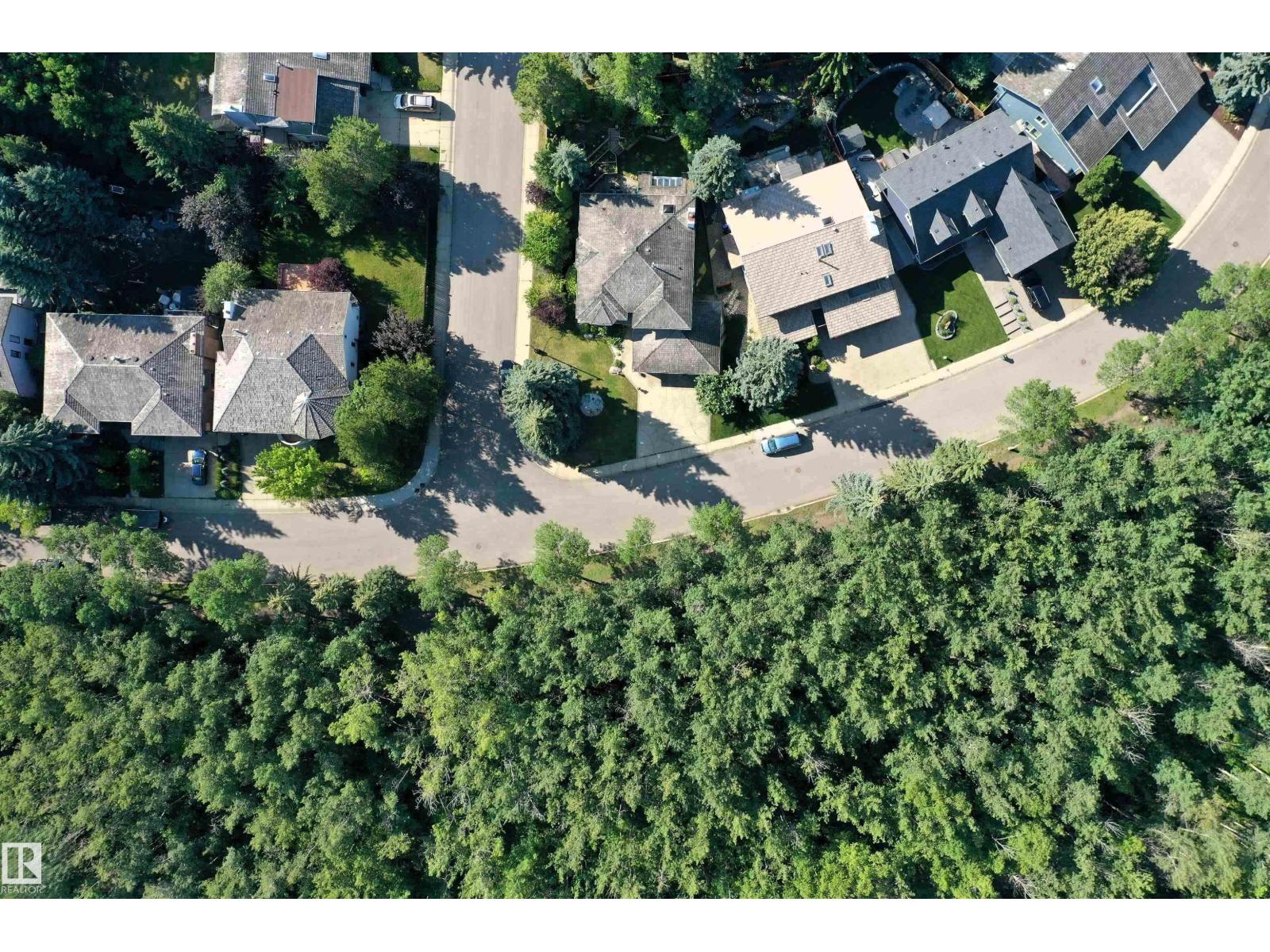 470 Rooney Cr Nw, Edmonton, Alberta  T6R 1C8 - Photo 6 - E4474220