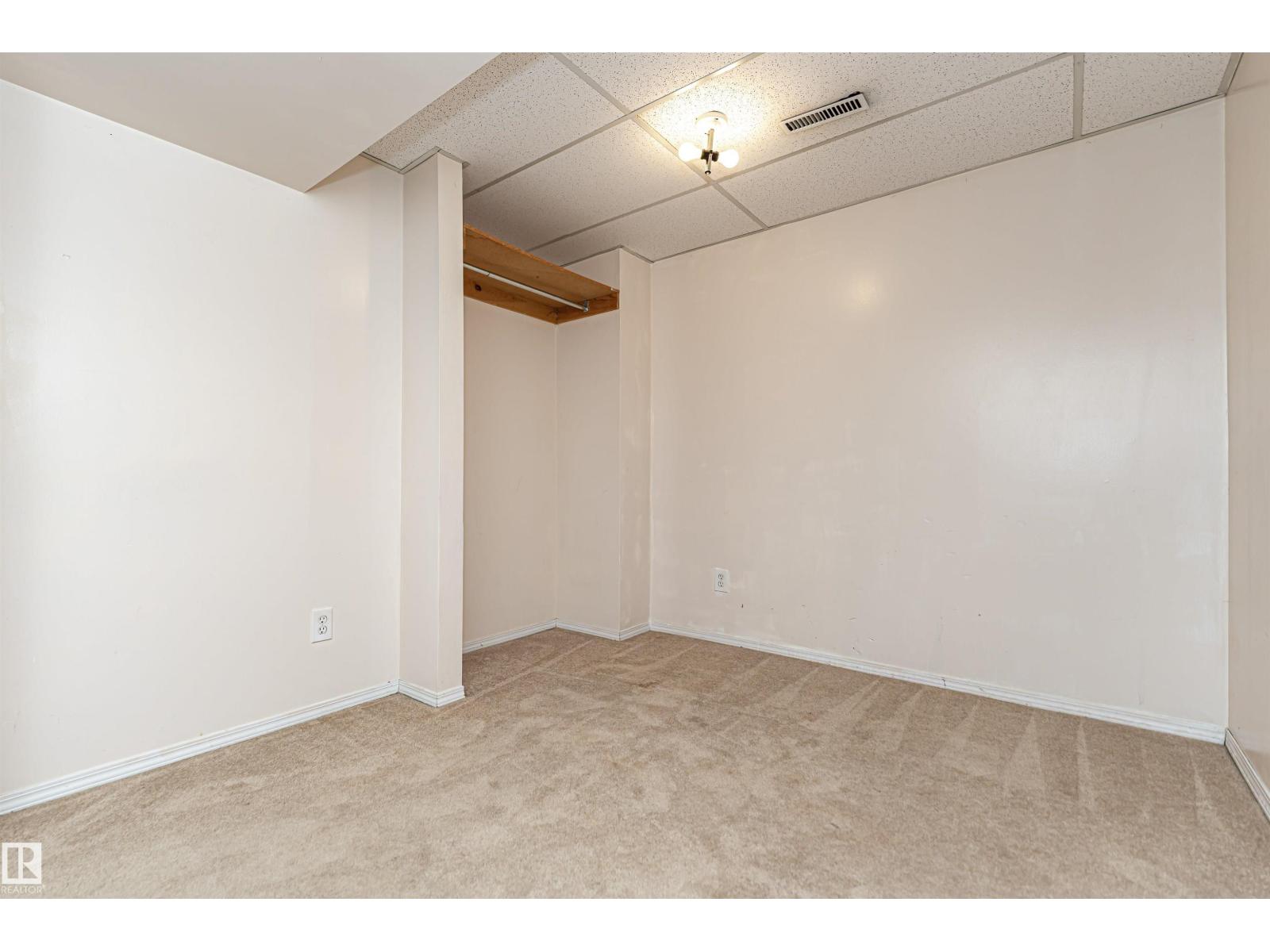 8660 27 Av Nw, Edmonton, Alberta T6K 2X4 - Photo 43 - E4470235