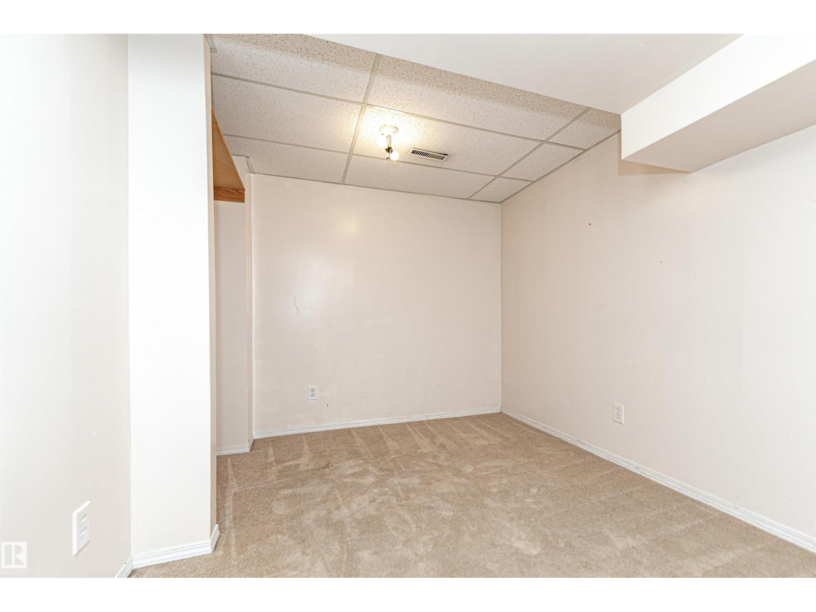 8660 27 Av Nw, Edmonton, Alberta T6K 2X4 - Photo 42 - E4470235