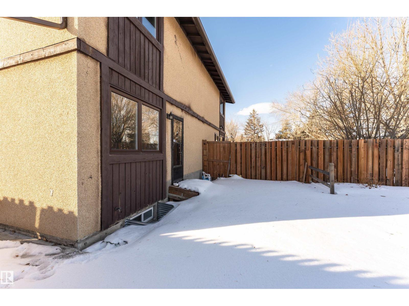 8660 27 Av Nw, Edmonton, Alberta T6K 2X4 - Photo 47 - E4470235