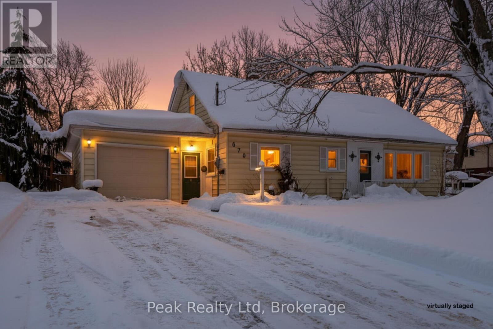 670 ELM AVENUE N, North Perth, Ontario