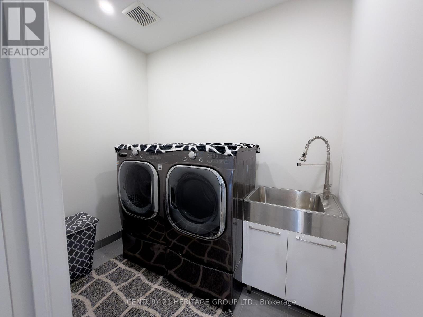 24 Alf Neely Way, Newmarket, Ontario  L3Y 0C6 - Photo 29 - N12813536