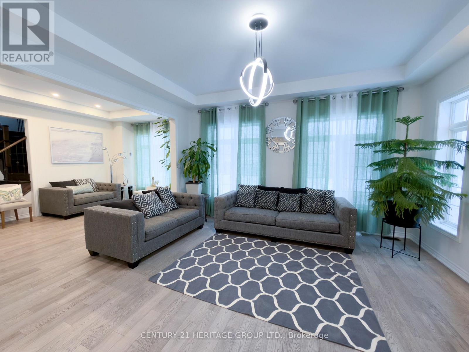 24 Alf Neely Way, Newmarket, Ontario  L3Y 0C6 - Photo 8 - N12813536