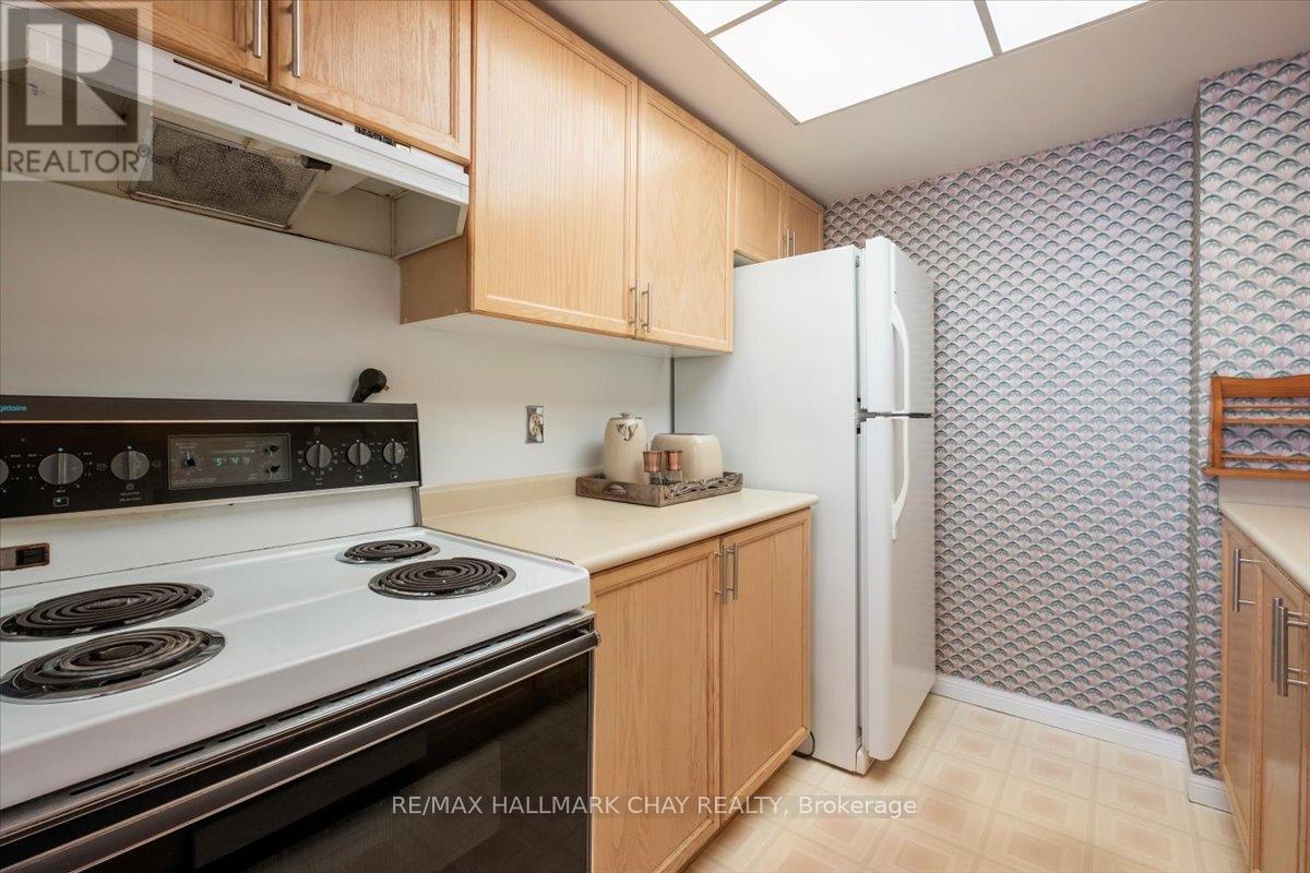 502 - 65 Ellen Street, Barrie, Ontario  L4N 3A5 - Photo 14 - S12813528