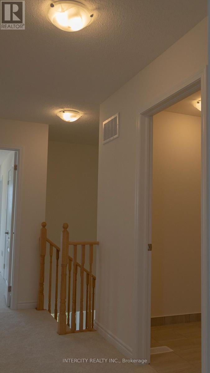 88 Sandhill Crane Drive, Wasaga Beach, Ontario  L9Z 0K4 - Photo 20 - S12813564