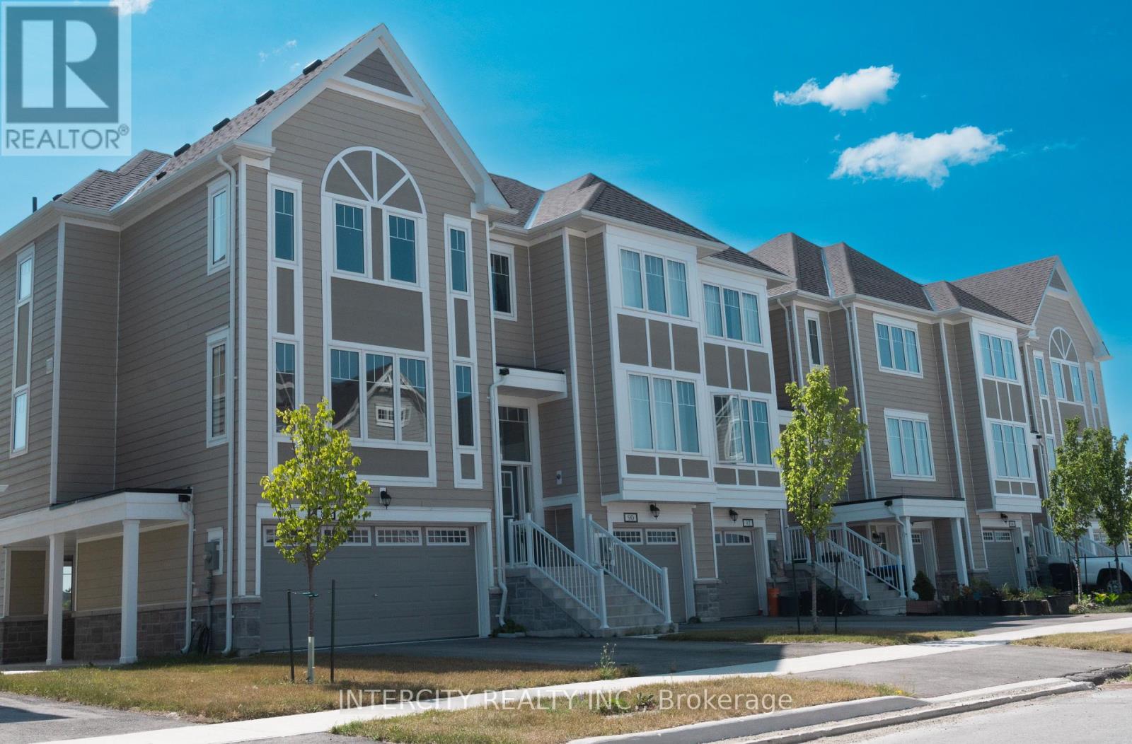 88 Sandhill Crane Drive, Wasaga Beach, Ontario  L9Z 0K4 - Photo 3 - S12813564