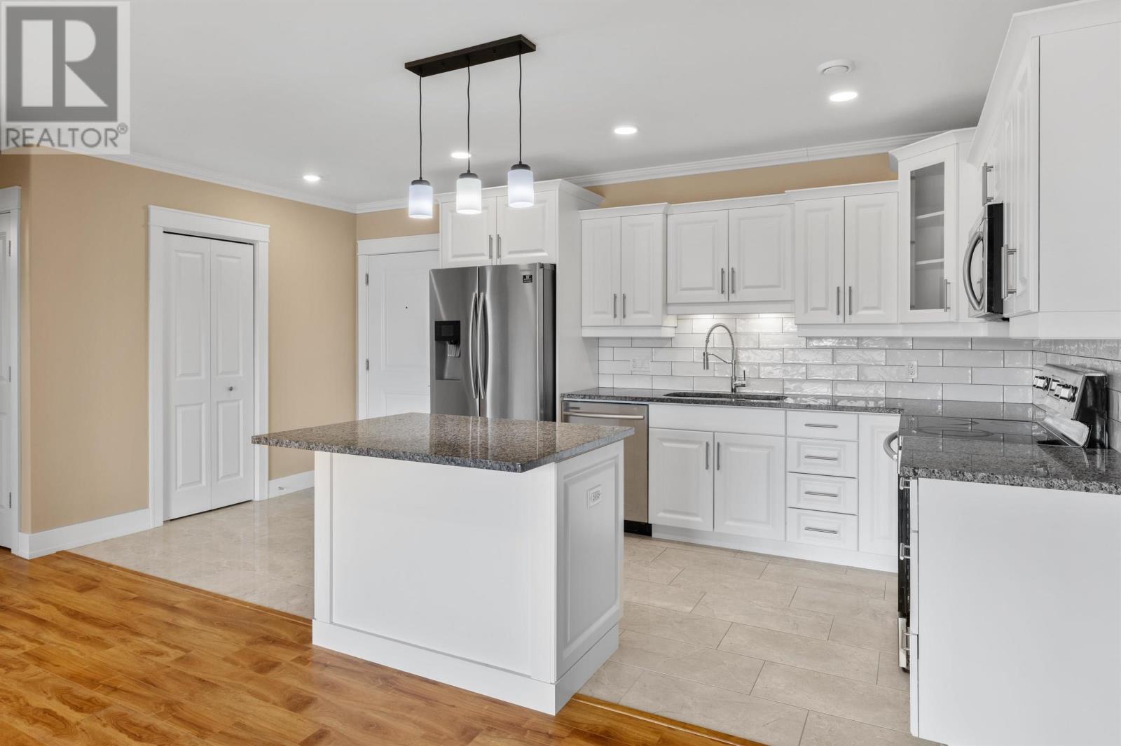 Unit 210 210 Shakespeare Drive, Stratford, Prince Edward Island  C1B 4B7 - Photo 6 - 202603270