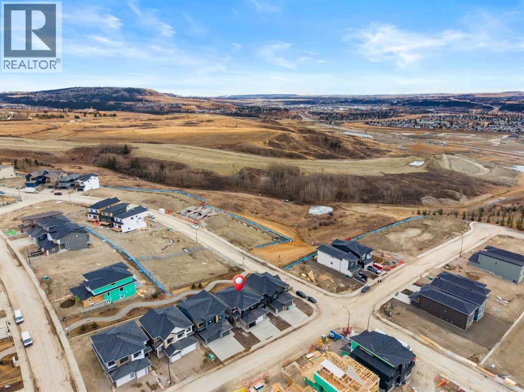 27 Heritage Heath, Cochrane, Alberta T4C 3L3 - Photo 7 - A2285356