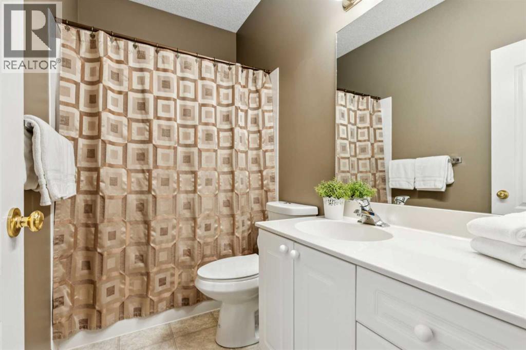 232 Springmere Place, Chestermere, Alberta  T1X 1J3 - Photo 23 - A2286877