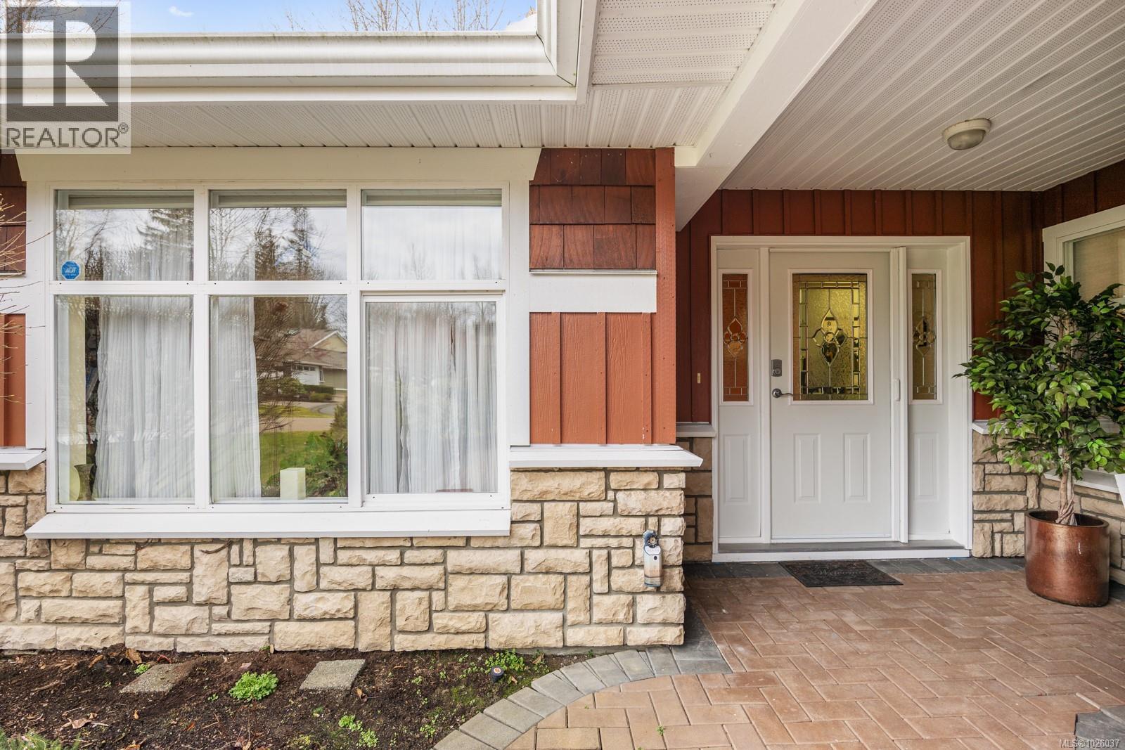 119 44 Anderton Ave, Courtenay, British Columbia  V9N 2G8 - Photo 2 - 1026037