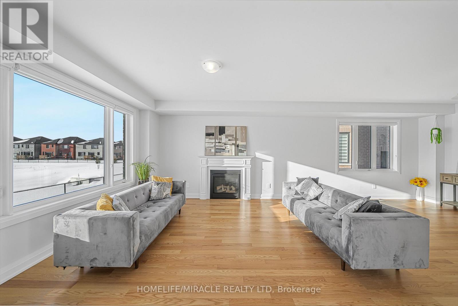 192 St Joseph Road, Kawartha Lakes, Ontario  K9V 6A9 - Photo 12 - X12813526