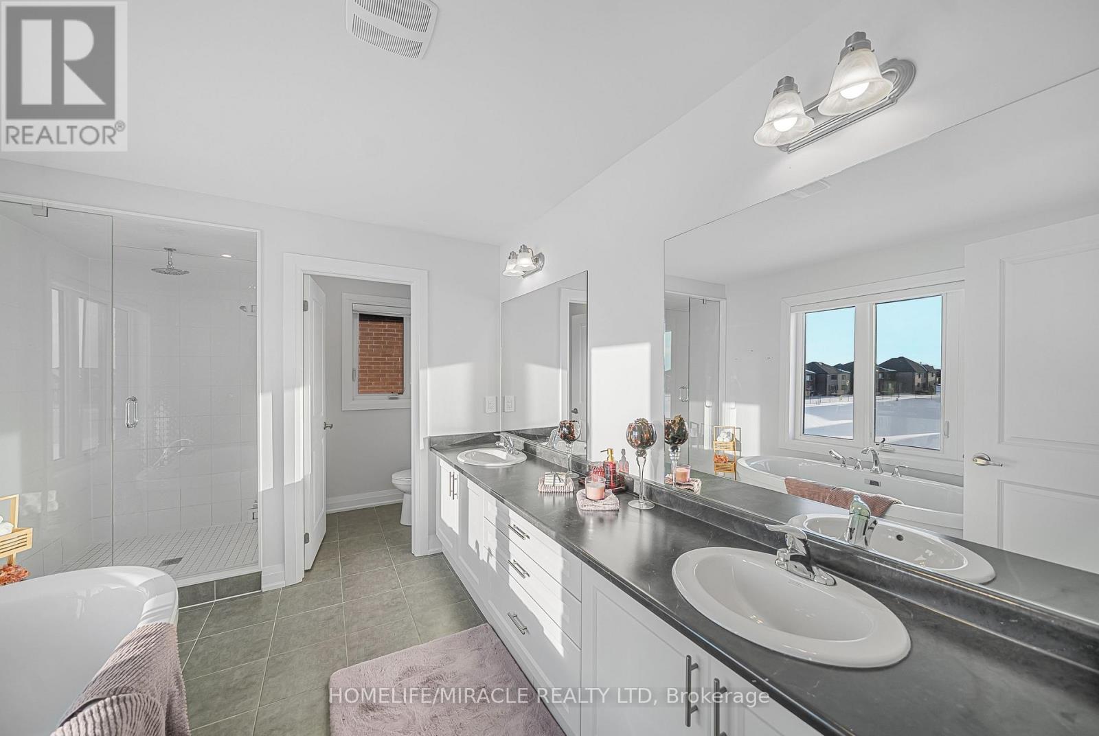 192 St Joseph Road, Kawartha Lakes, Ontario  K9V 6A9 - Photo 32 - X12813526