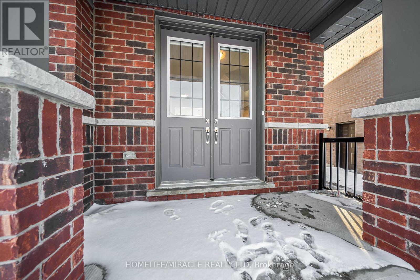 192 St Joseph Road, Kawartha Lakes, Ontario  K9V 6A9 - Photo 6 - X12813526