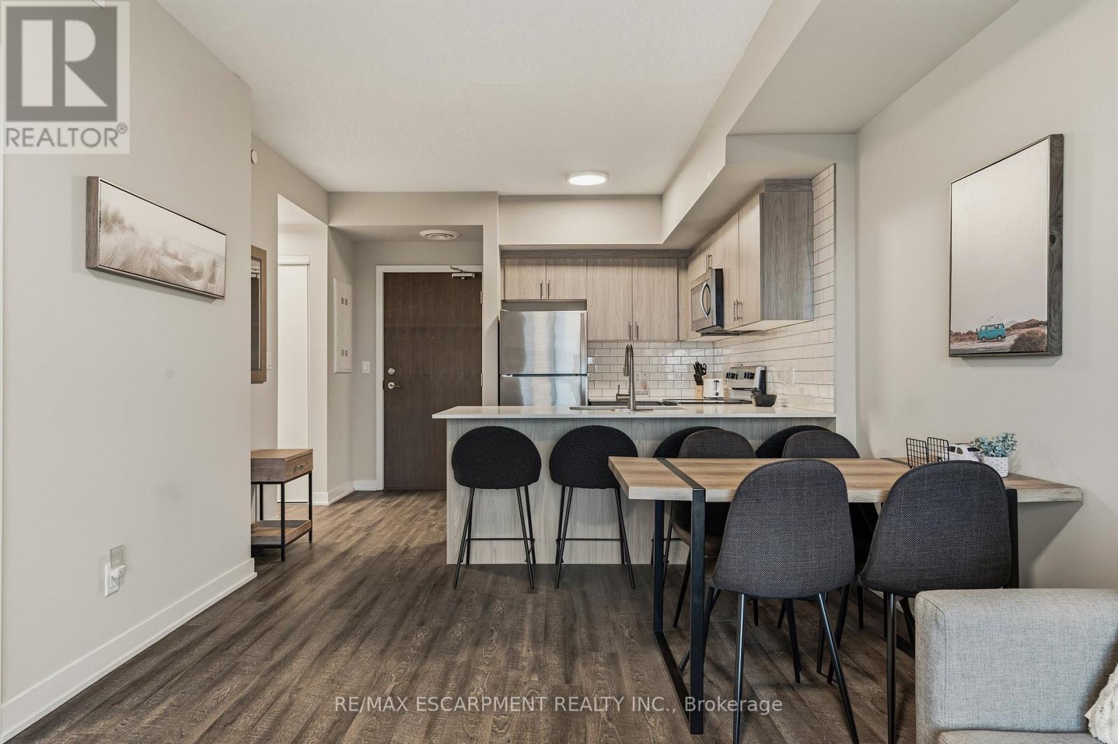 413 - 16 Markle Crescent, Hamilton, Ontario  L9G 0H4 - Photo 11 - X12813568