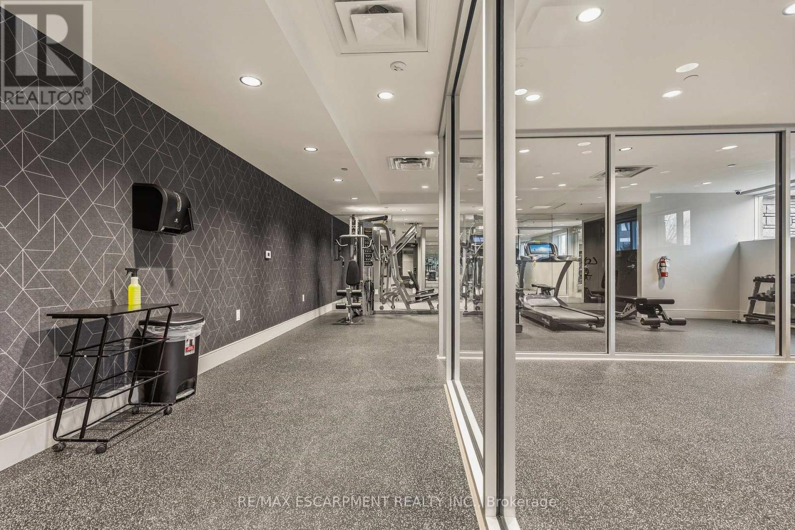 413 - 16 Markle Crescent, Hamilton, Ontario  L9G 0H4 - Photo 39 - X12813568