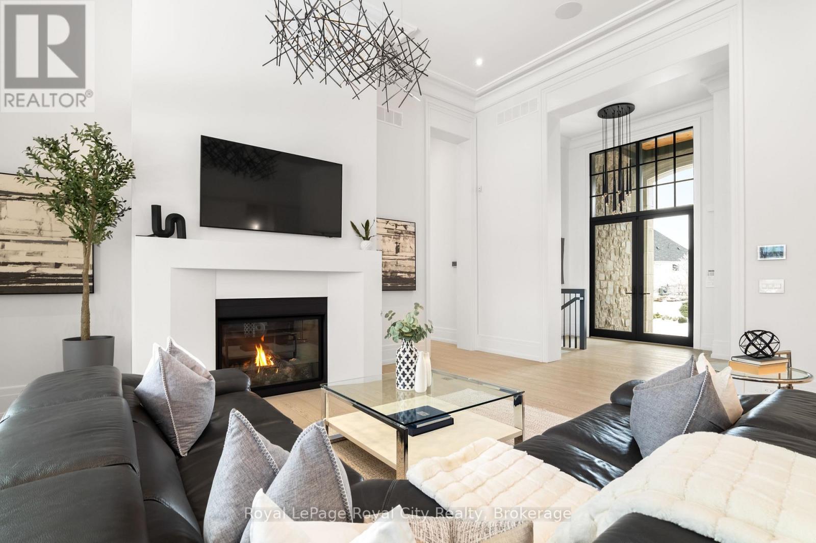 153 Heritage Lake Drive, Puslinch, Ontario  N0B 2J0 - Photo 12 - X12813646