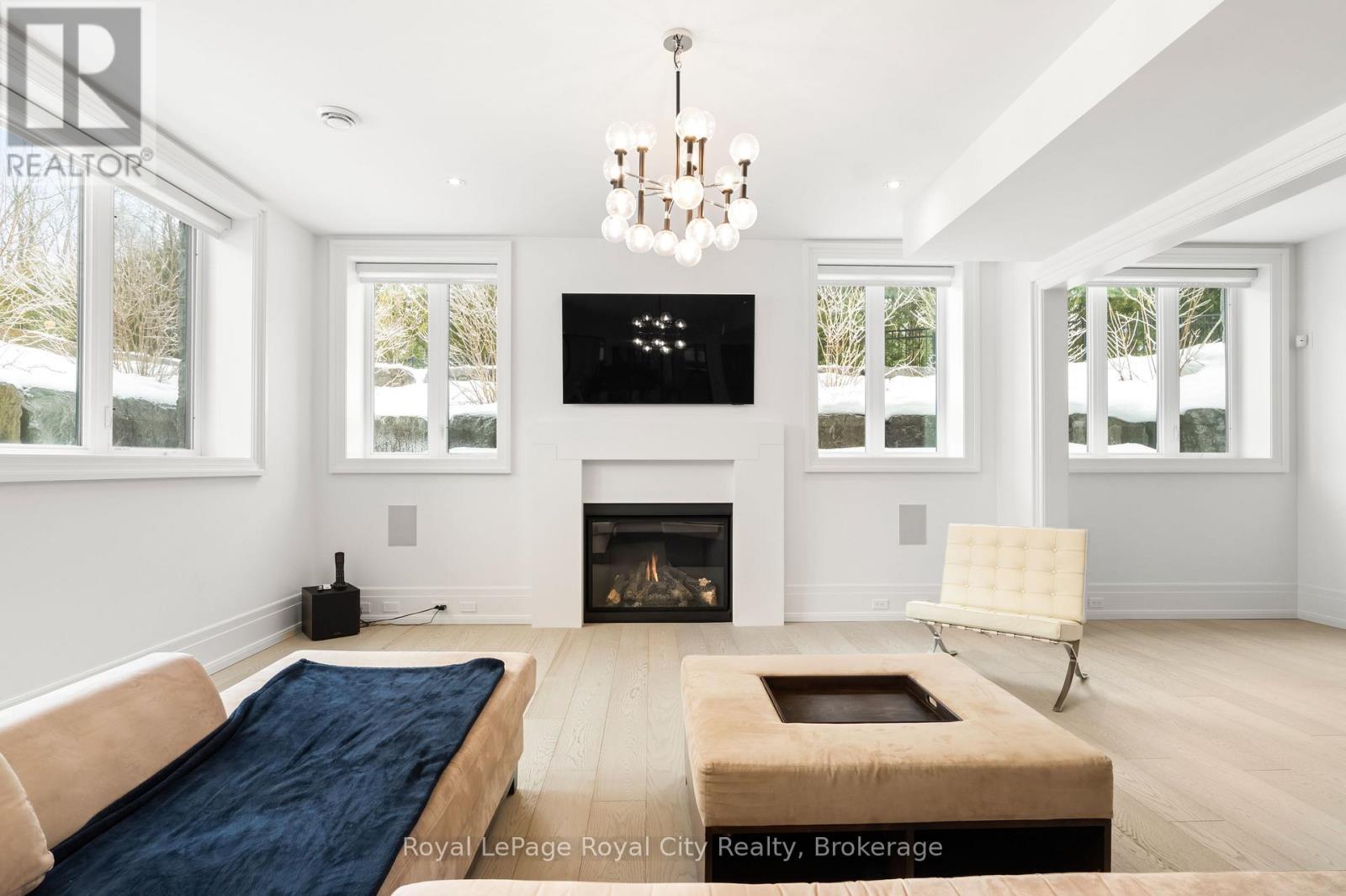 153 Heritage Lake Drive, Puslinch, Ontario  N0B 2J0 - Photo 38 - X12813646