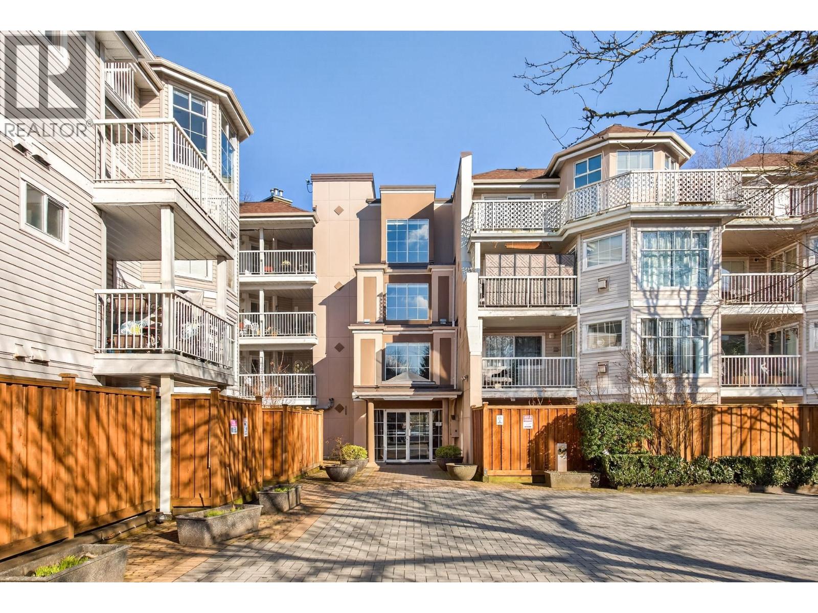 218 2678 Dixon Street, Port Coquitlam, British Columbia  V3C 6L7 - Photo 3 - R3091850