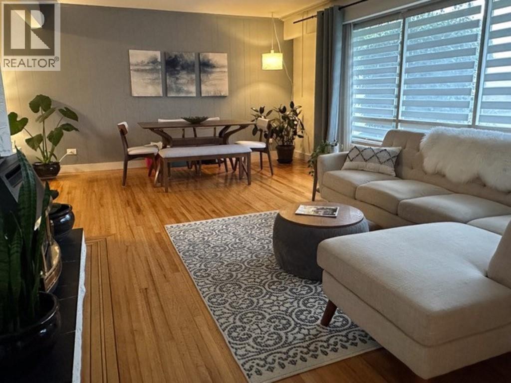 1856 Windermere Avenue, Port Coquitlam, British Columbia  V3B 2K4 - Photo 2 - R3089665