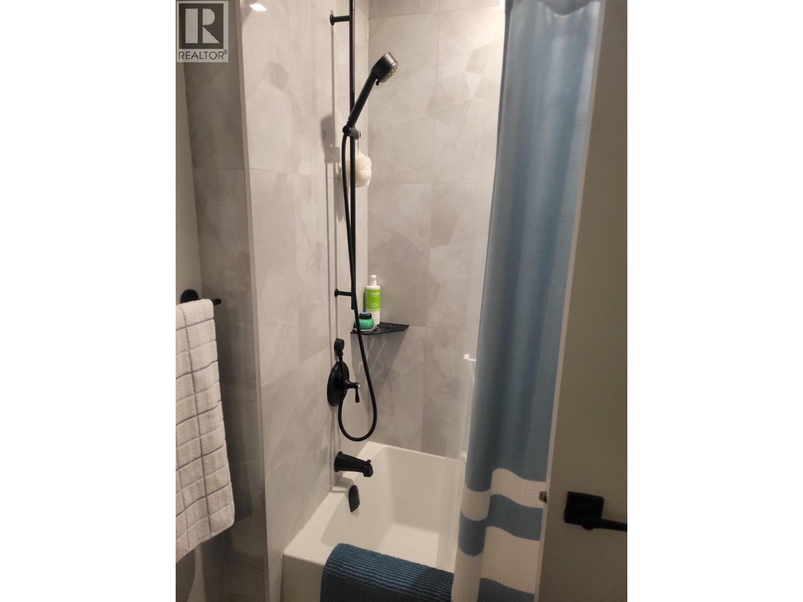 1856 Windermere Avenue, Port Coquitlam, British Columbia  V3B 2K4 - Photo 13 - R3089665