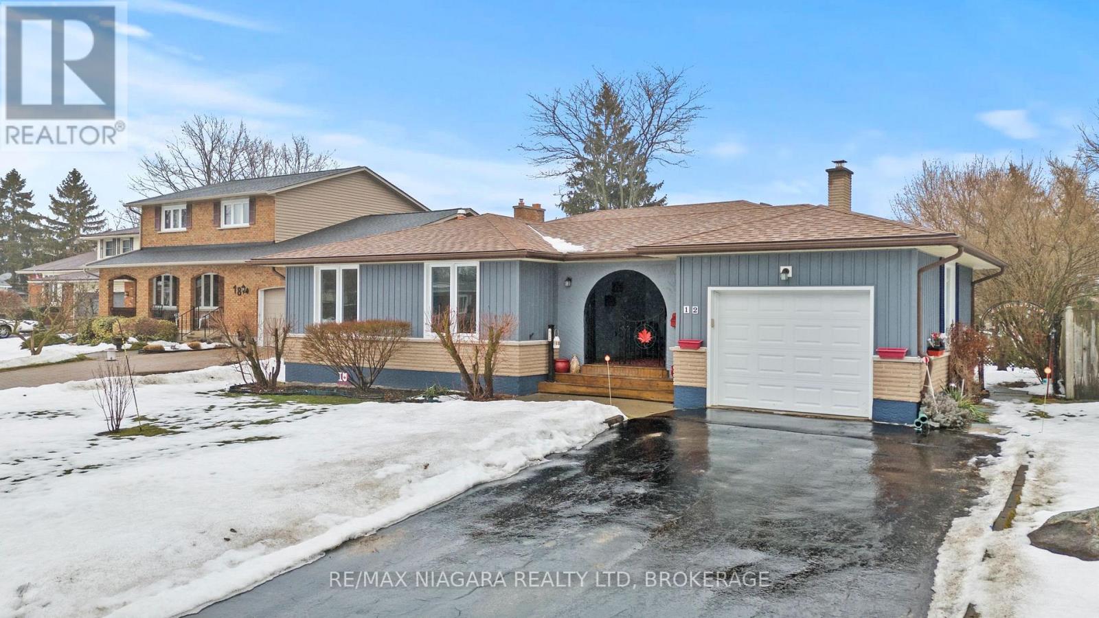 12 Hampton Court, Welland, Ontario  L3C 5T2 - Photo 2 - X12813618