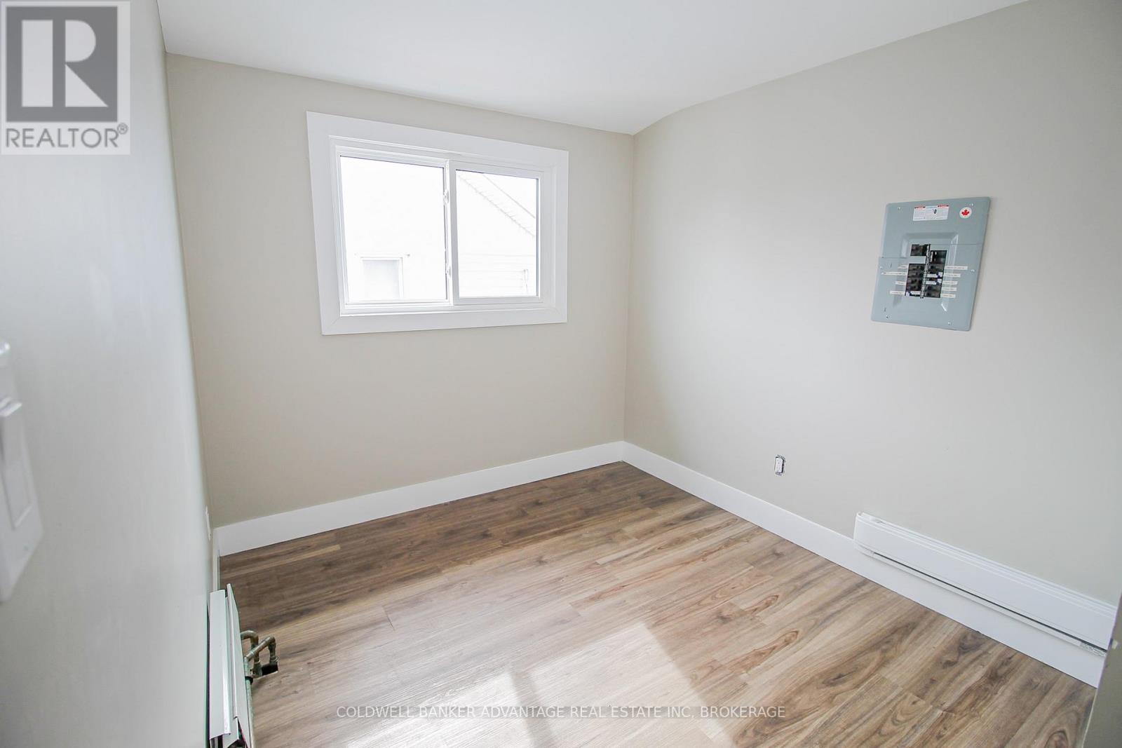 Upper - 181 Welland Street, Port Colborne, Ontario  L3K 1V2 - Photo 12 - X12813660