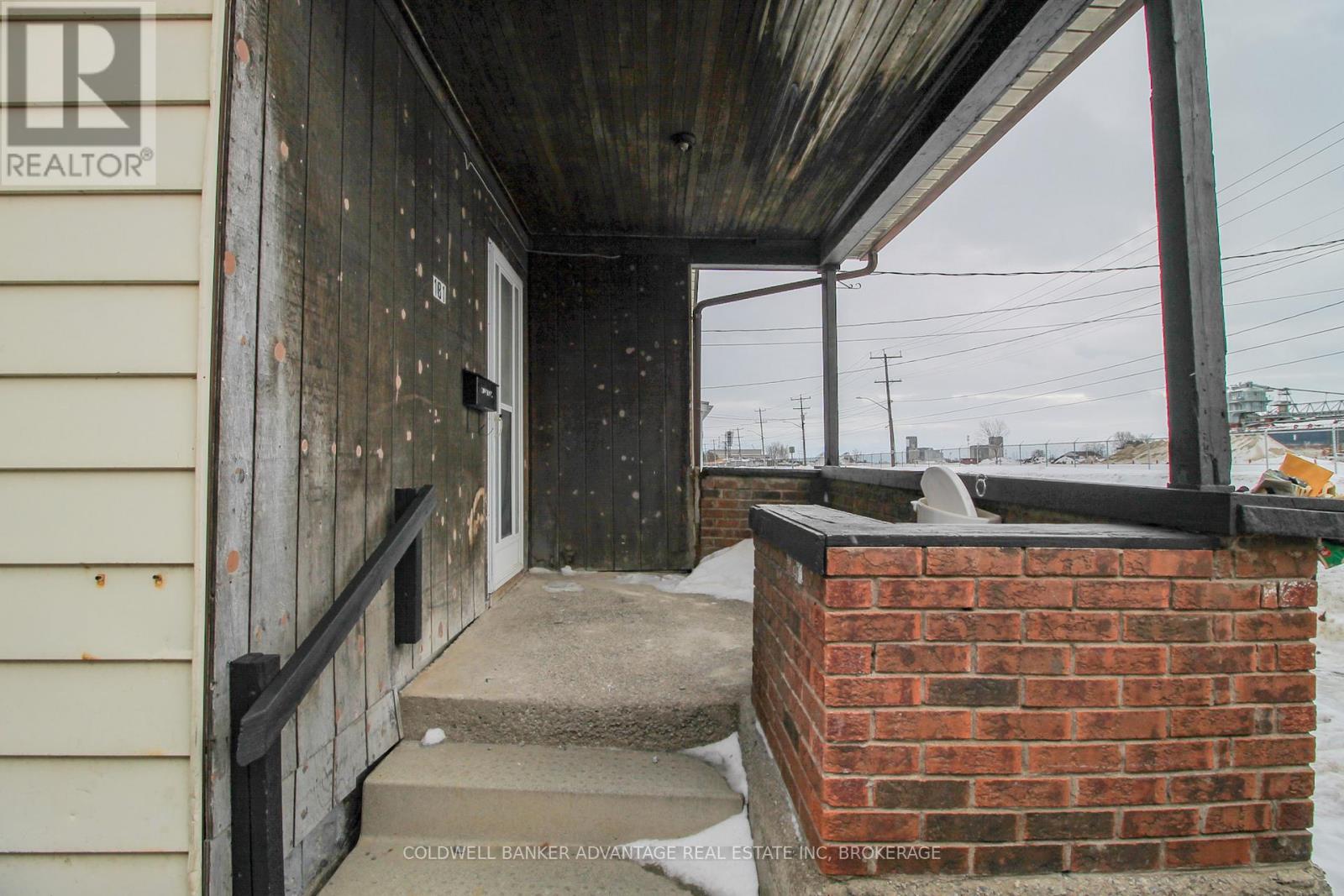 Main - 181 Welland Street, Port Colborne, Ontario  L3K 1V2 - Photo 2 - X12813664