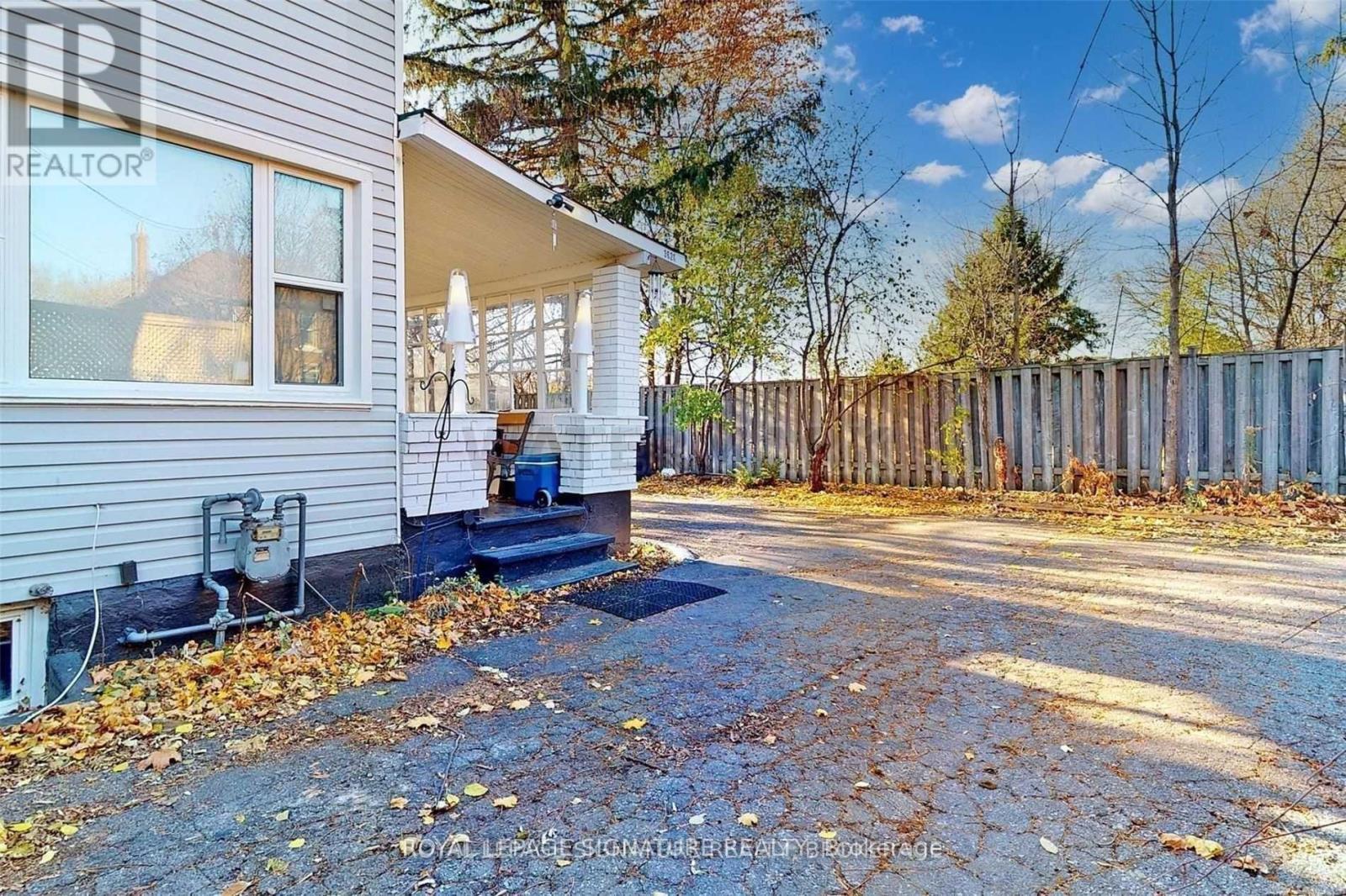 362a Queen Street S, Mississauga, Ontario  L5M 1M2 - Photo 33 - W12795646