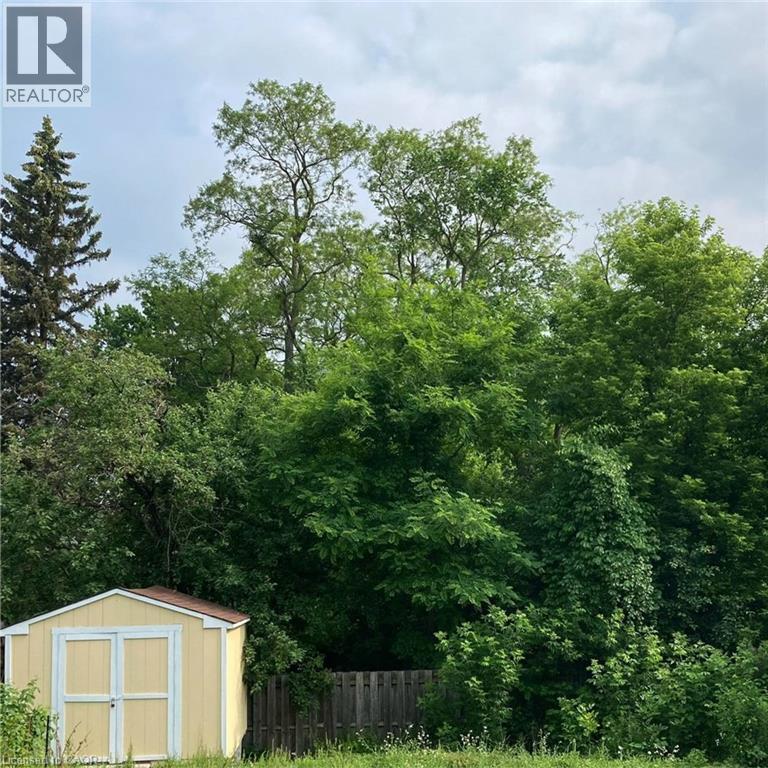 242 Doon Mills Drive, Kitchener, Ontario  N2P 2R8 - Photo 48 - 40806812