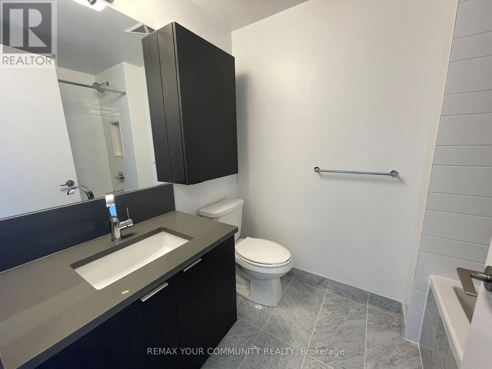 2103 - 38 Iannuzzi Street, Toronto, Ontario  M5V 0S2 - Photo 5 - C12813590