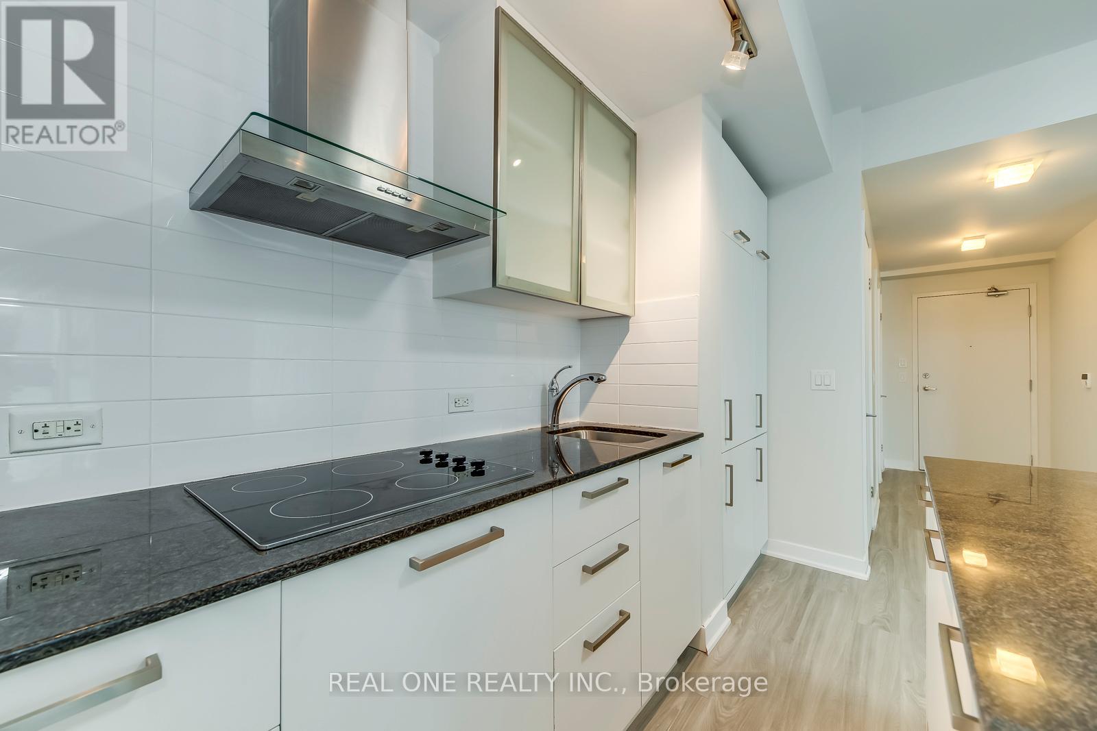 3103 - 14 York Street, Toronto, Ontario  M5J 0B1 - Photo 17 - C12813602