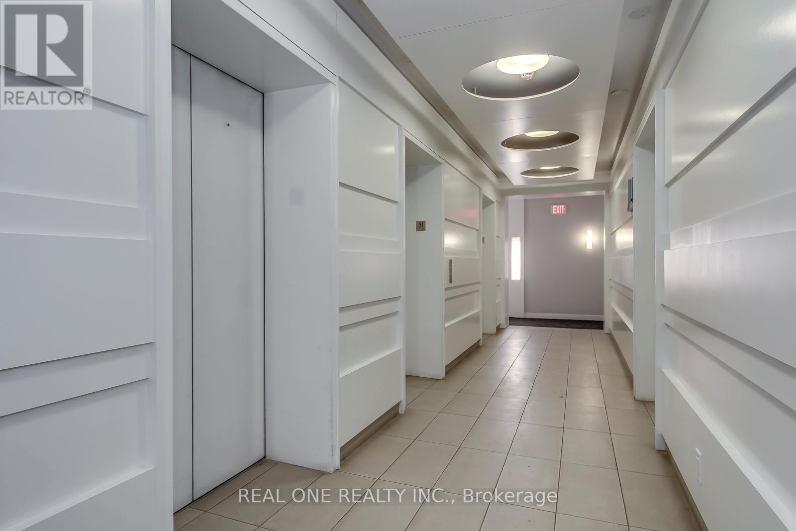 3103 - 14 York Street, Toronto, Ontario  M5J 0B1 - Photo 4 - C12813602