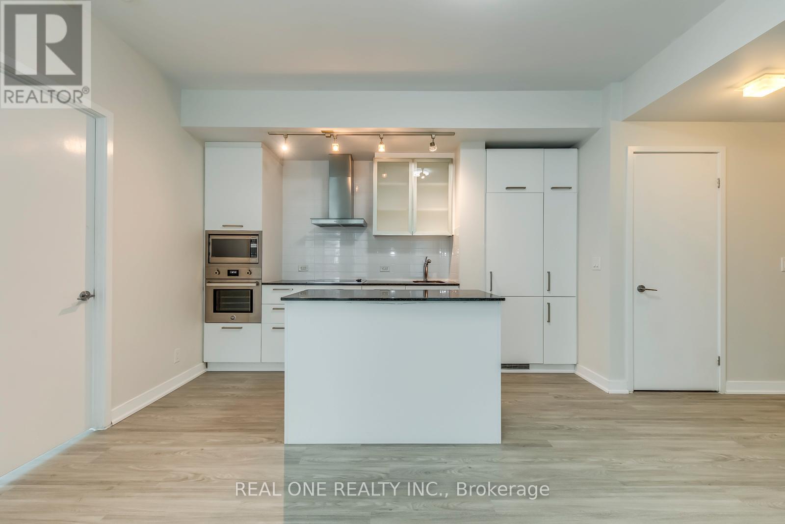 3103 - 14 York Street, Toronto, Ontario  M5J 0B1 - Photo 9 - C12813602