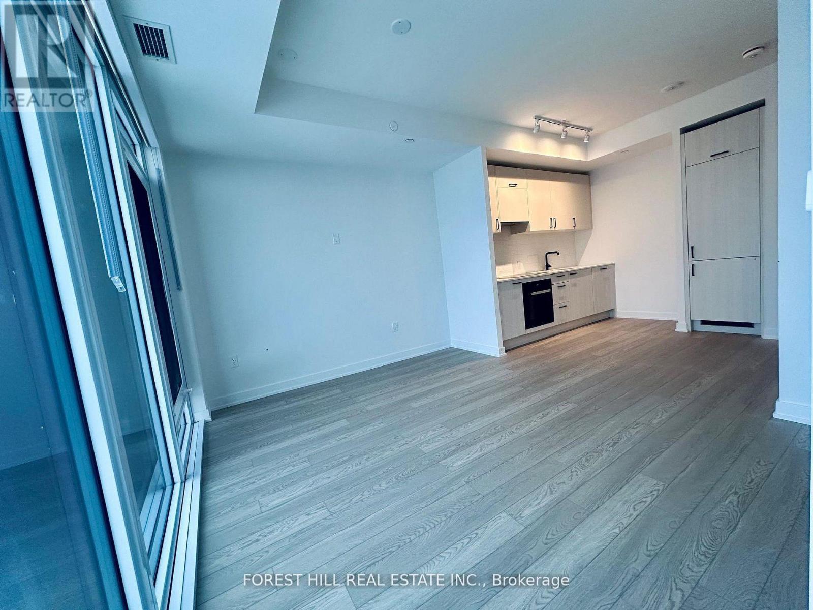 2818 - 1 Quarrington Lane, Toronto, Ontario  M3C 0S4 - Photo 5 - C12813604