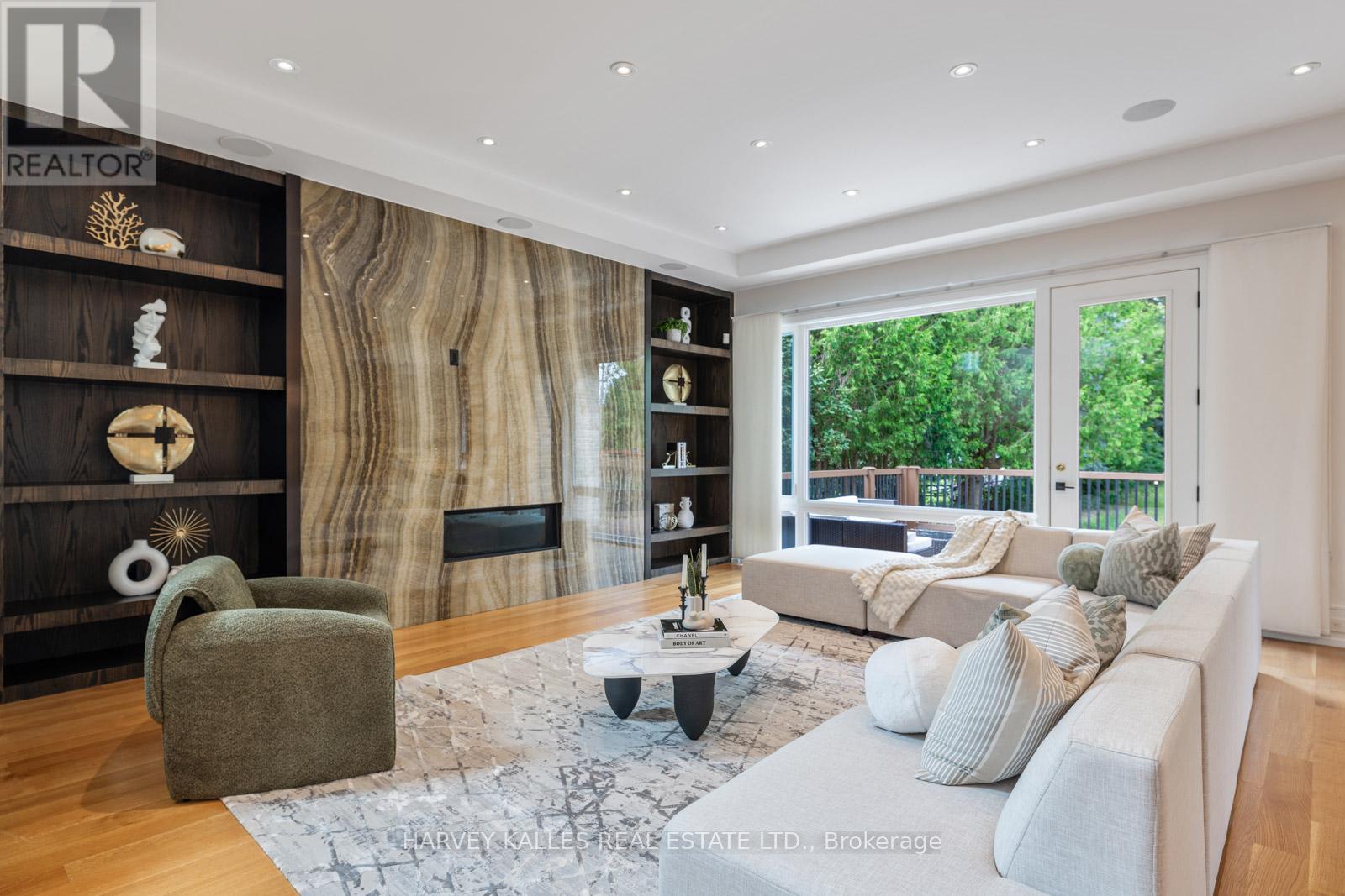 64 Centre Avenue, Toronto, Ontario  M2M 2L5 - Photo 17 - C12813608