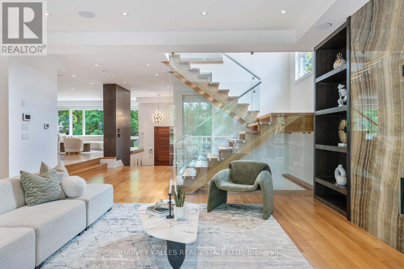 64 Centre Avenue, Toronto, Ontario  M2M 2L5 - Photo 23 - C12813608