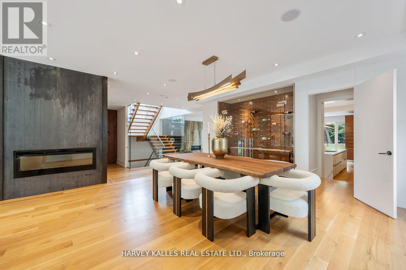 64 Centre Avenue, Toronto, Ontario  M2M 2L5 - Photo 15 - C12813636