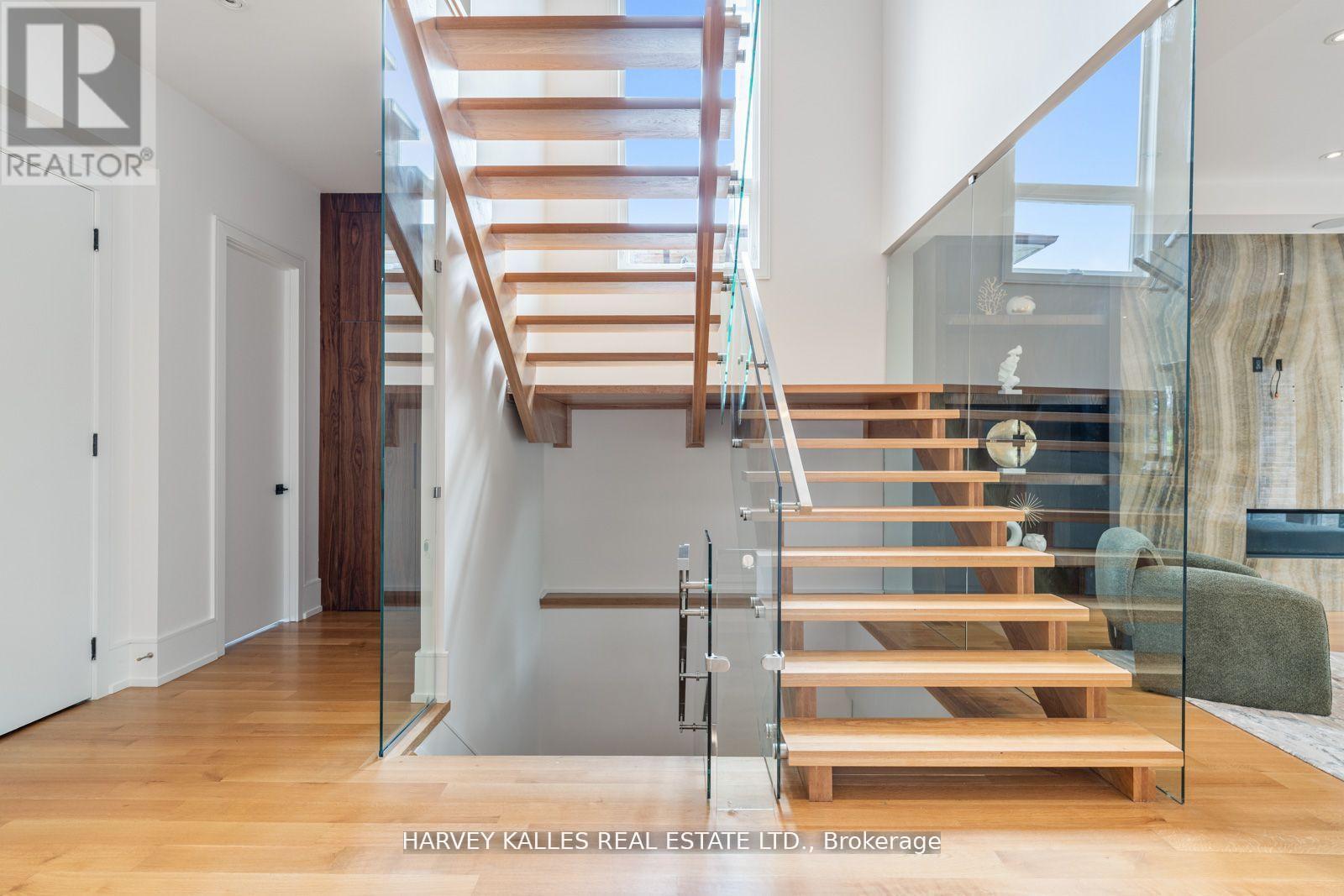 64 Centre Avenue, Toronto, Ontario  M2M 2L5 - Photo 29 - C12813636