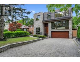 64 CENTRE AVENUE, Toronto, Ontario