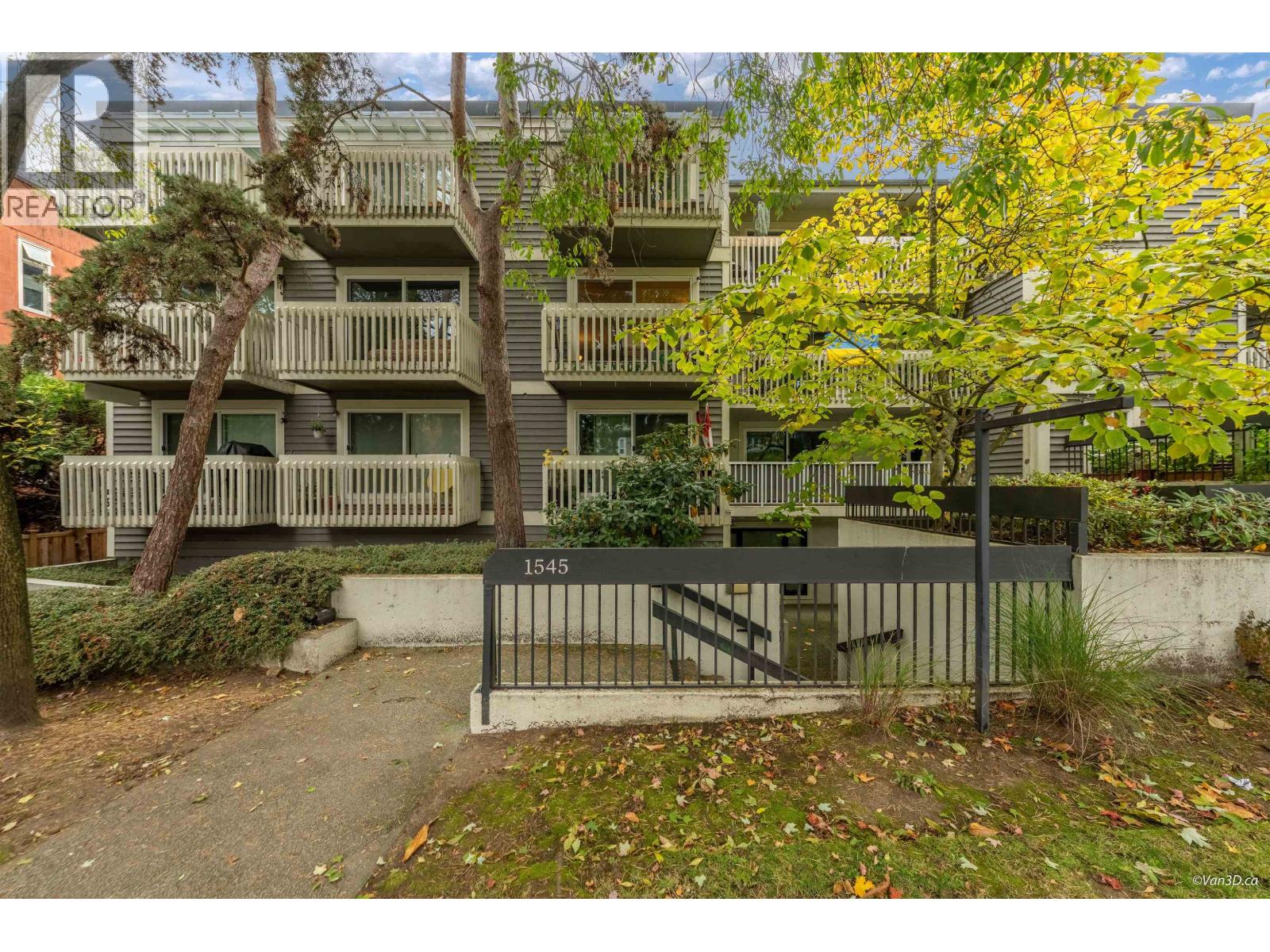 210 1545 E 2nd Avenue, Vancouver, British Columbia  V5N 1C8 - Photo 17 - R3060377