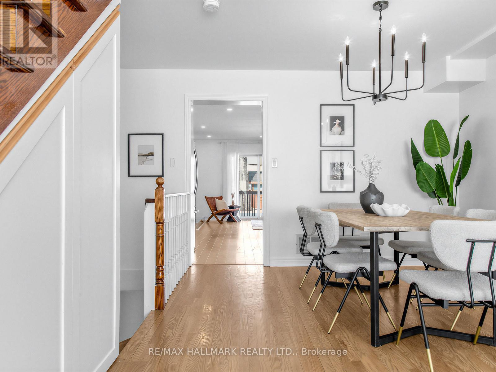 150 Gowan Avenue, Toronto, Ontario  M4J 2K6 - Photo 13 - E12813616