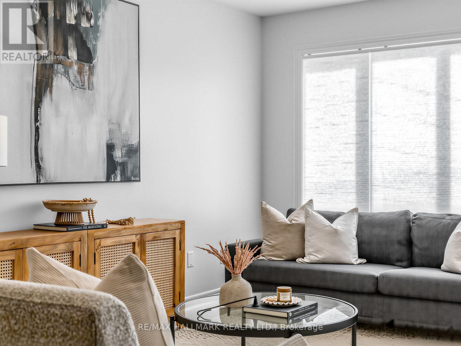 150 Gowan Avenue, Toronto, Ontario  M4J 2K6 - Photo 5 - E12813616