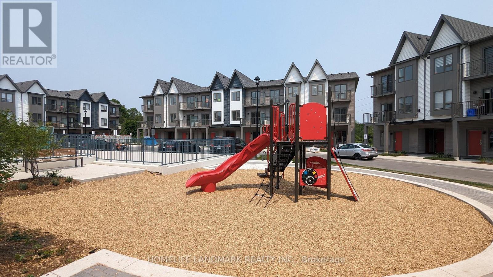 812 - 2635 William Jackson Drive, Pickering, Ontario  L1X 0L4 - Photo 2 - E12813634